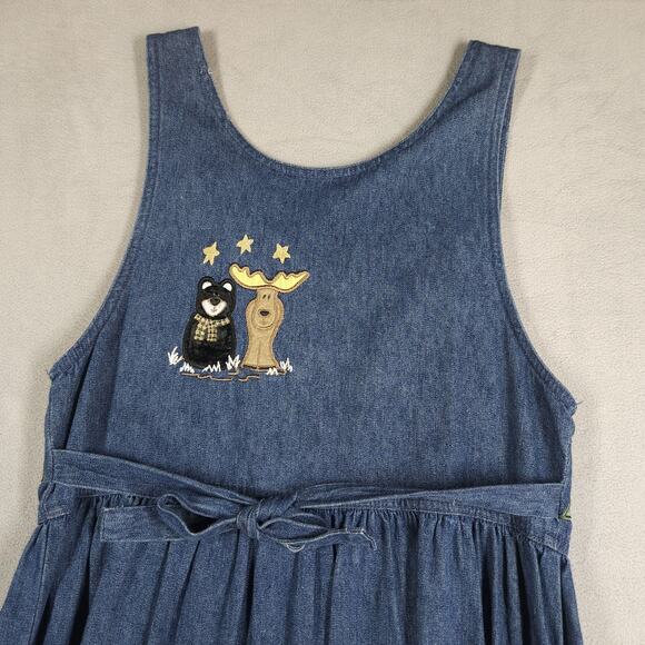 Vintage Denim Dress Womens 6 Nature Bear Cabin Embroidered Novelty Cottagecore - Picture 12 of 16
